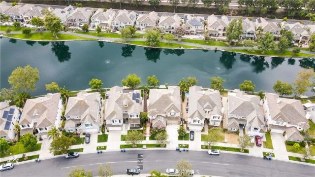 28 Lakeside, Buena Park, CA 90621