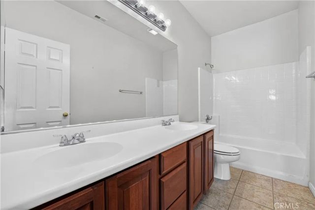 28 Lakeside, Buena Park, CA 90621