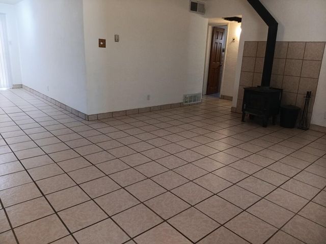 1414 Erbbe Street NE, Albuquerque, NM 87112