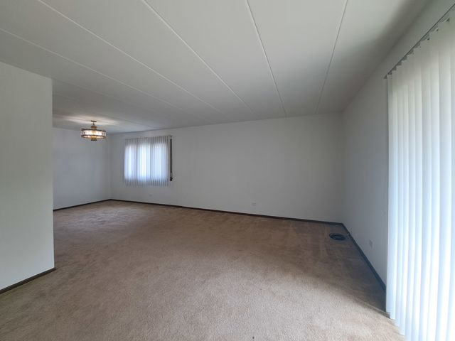 6056 S Keating Avenue 1E, Chicago, IL 60629