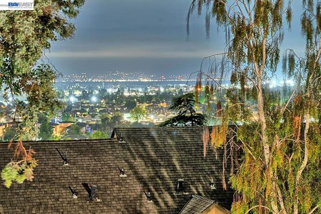 685 Dartmore Ln 365, Hayward, CA 94544