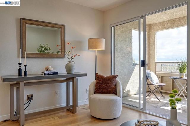 685 Dartmore Ln 365, Hayward, CA 94544