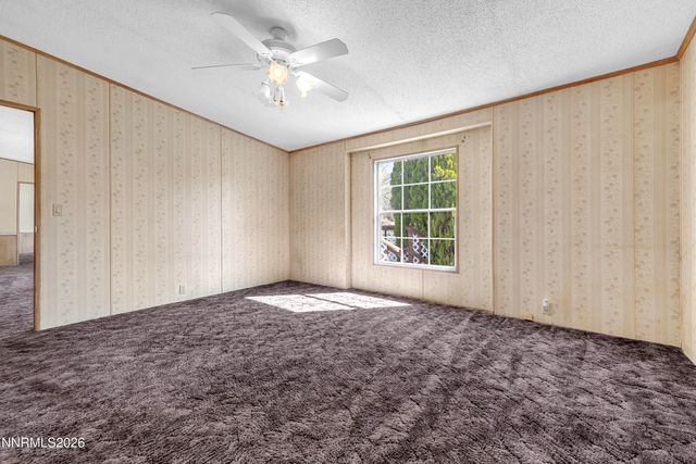 5527 Yukon Drive, Sun Valley, NV 89433