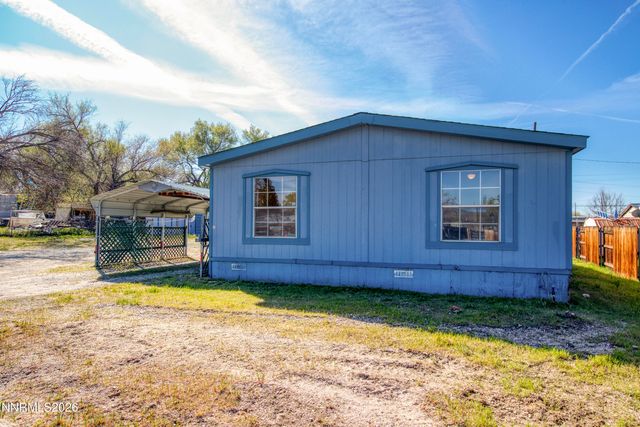 5527 Yukon Drive, Sun Valley, NV 89433