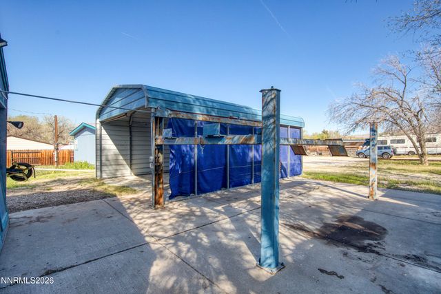 5527 Yukon Drive, Sun Valley, NV 89433