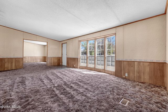 5527 Yukon Drive, Sun Valley, NV 89433