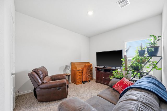 610 Jamestown Lane, Fate, TX 75189