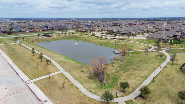 610 Jamestown Lane, Fate, TX 75189