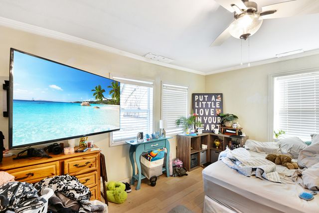 21269 W Ridge Road, Lake Zurich, IL 60047