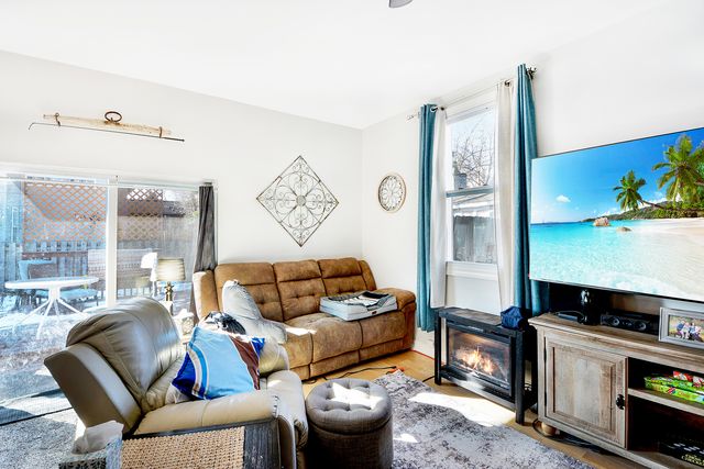 21269 W Ridge Road, Lake Zurich, IL 60047