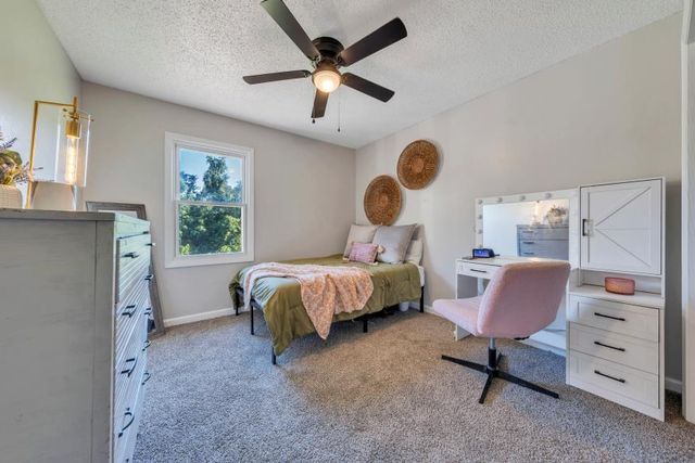 6400 Stewartsville RD, Moneta, VA 24121