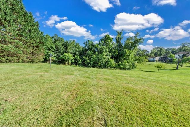 6400 Stewartsville RD, Moneta, VA 24121