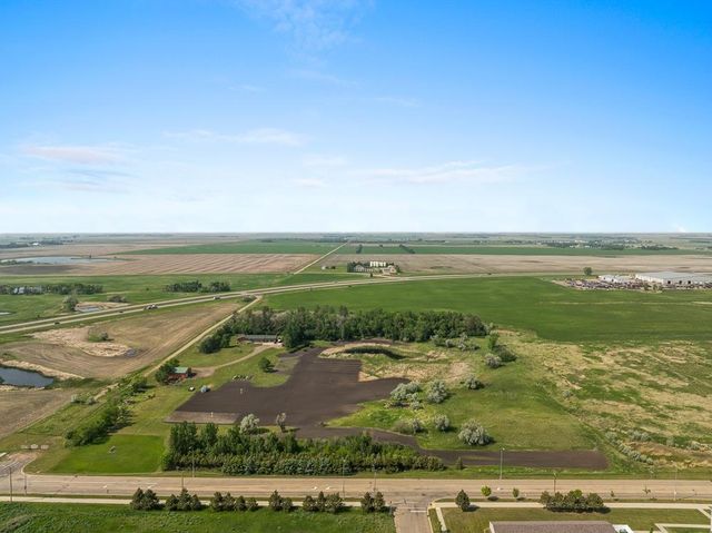 3900 NW 16th St, Minot, ND 58703