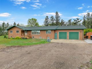 3900 NW 16th St, Minot, ND 58703