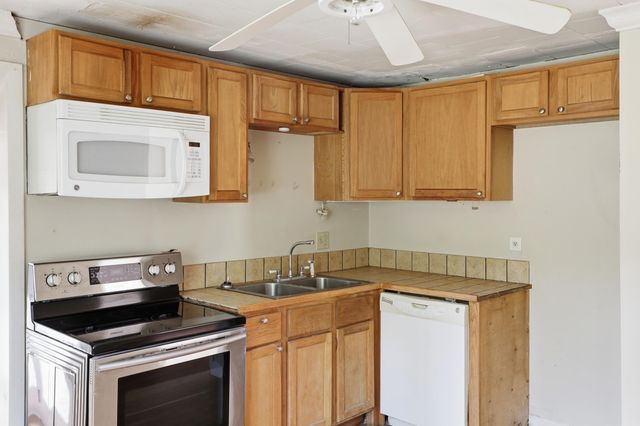 231 Ford Lane, Landrum, SC 29356