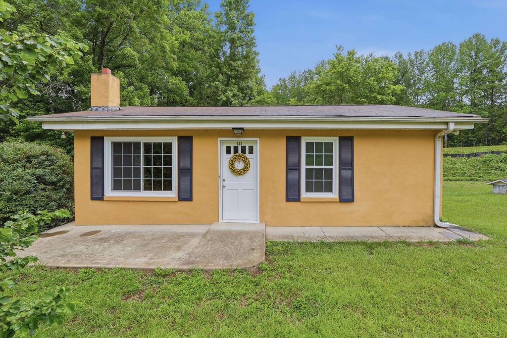 231 Ford Lane, Landrum, SC 29356