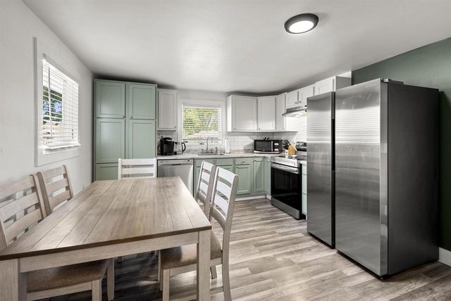 3531 N RICHMOND STREET, Appleton, WI 54911