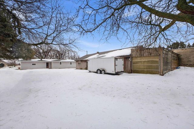 3531 N RICHMOND STREET, Appleton, WI 54911