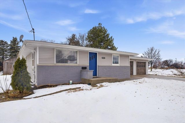 3531 N RICHMOND STREET, Appleton, WI 54911