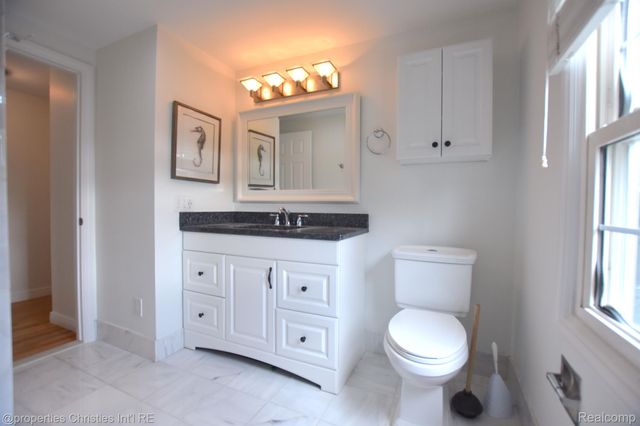 4217 COVERED BRIDGE Road, Bloomfield Charter Township, MI 48302