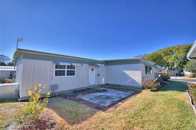 112 PARADISE LANE, Auburndale, FL 33823