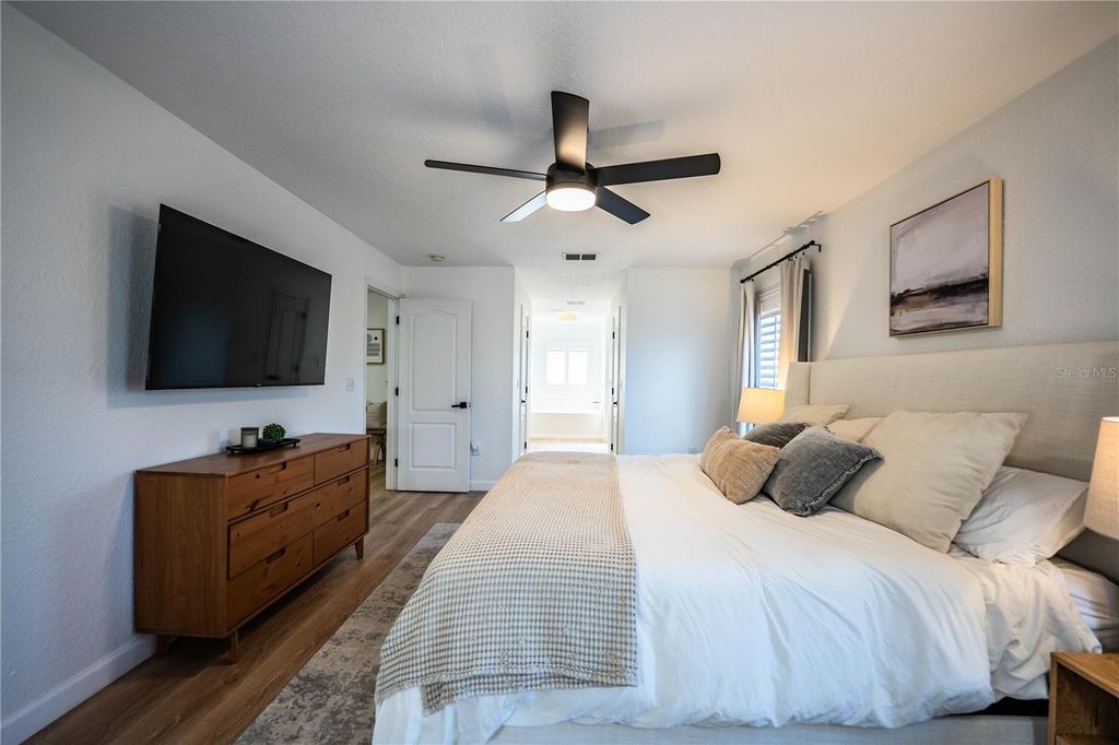 Image 19 of property listing at 2730 HIGHLANDS CREEK DRIVE, Lakeland, FL 33813