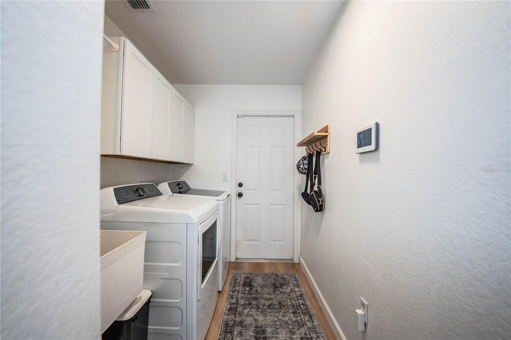 Image 32 of property listing at 2730 HIGHLANDS CREEK DRIVE, Lakeland, FL 33813