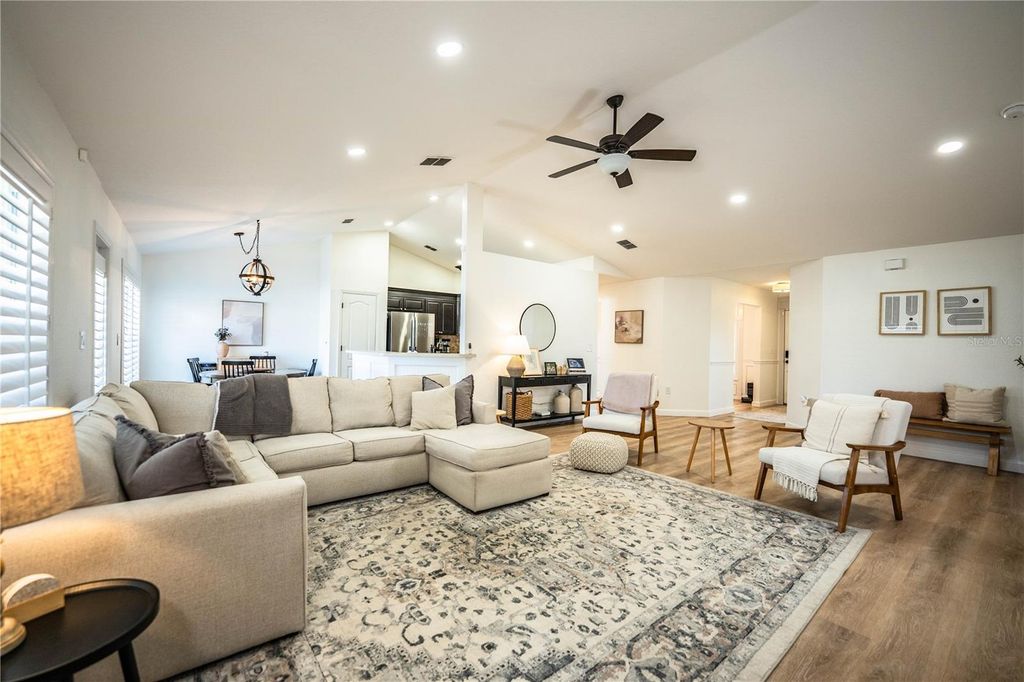 Image 9 of property listing at 2730 HIGHLANDS CREEK DRIVE, Lakeland, FL 33813