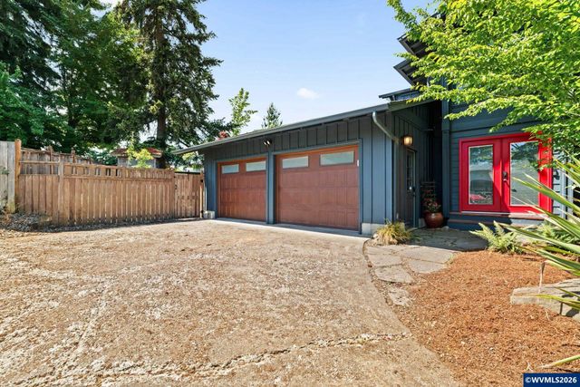 1723 Lincoln St NW, Albany, OR 97321