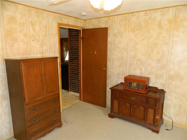 182 Simmonsville Avenue, Johnston, RI 02919