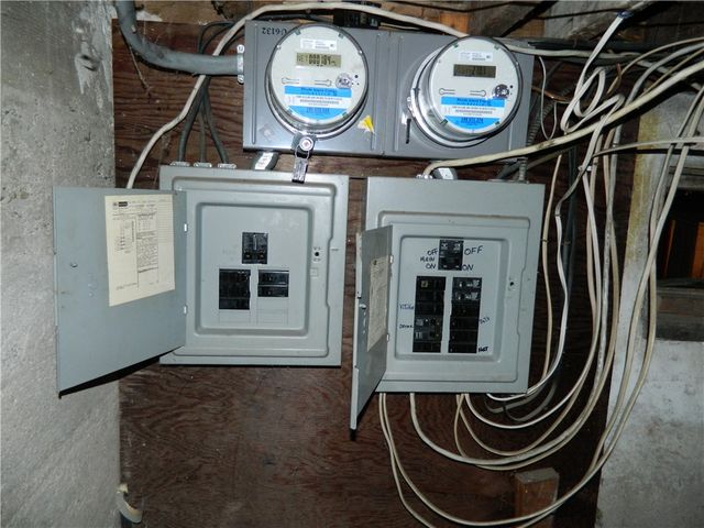 182 Simmonsville Avenue, Johnston, RI 02919