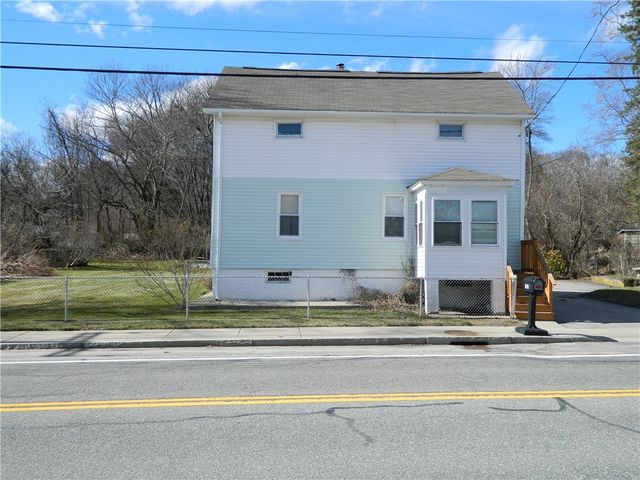 182 Simmonsville Avenue, Johnston, RI 02919