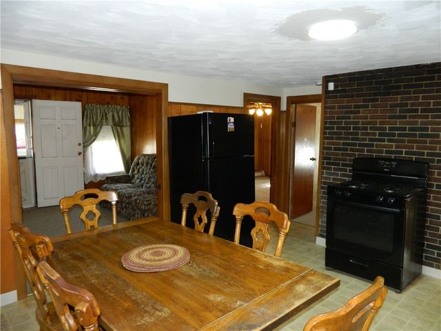 182 Simmonsville Avenue, Johnston, RI 02919