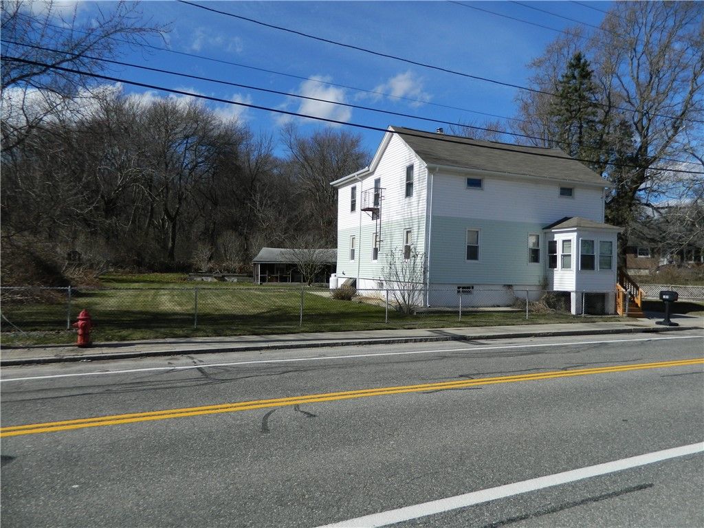 182 Simmonsville Avenue, Johnston, RI 02919