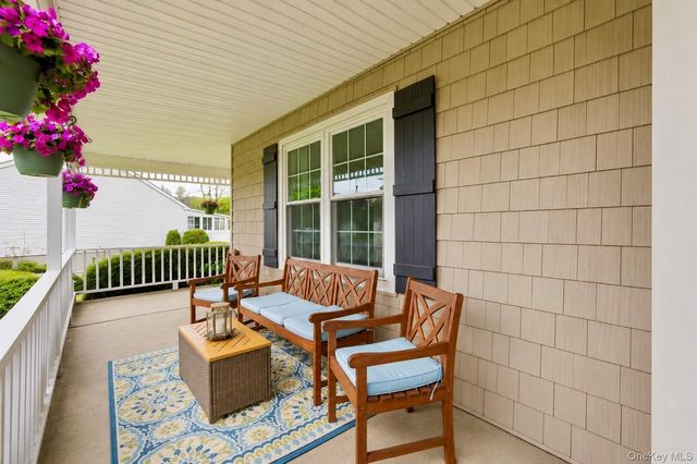 6 Lea Avenue, Manorville, NY 11949