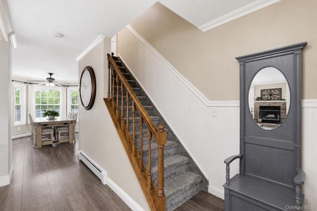 6 Lea Avenue, Manorville, NY 11949