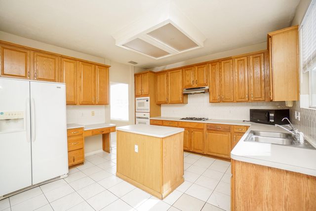 822 Hyacinth, Missouri City, TX 77459