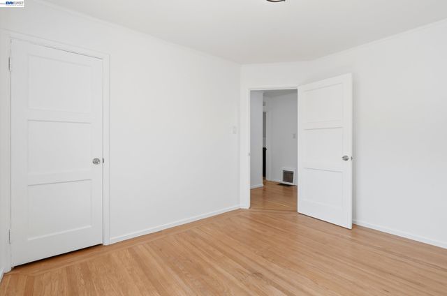 23 Stoneyford Ave, San Francisco, CA 94112
