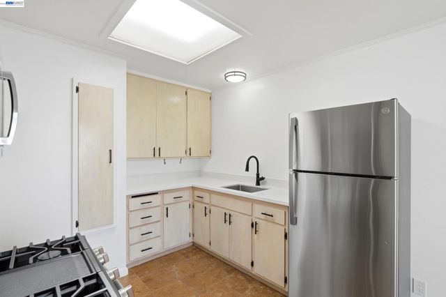 23 Stoneyford Ave, San Francisco, CA 94112