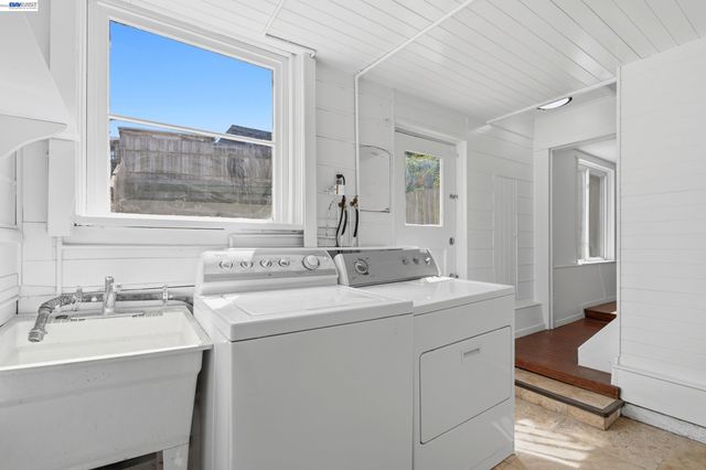 23 Stoneyford Ave, San Francisco, CA 94112