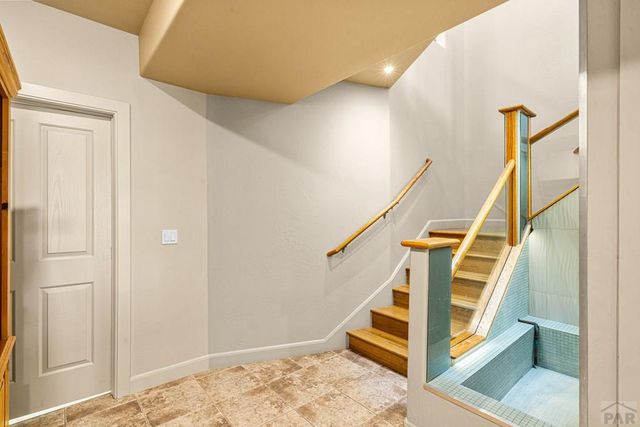 50 Aberdeen Bluff, Pueblo, CO 81004