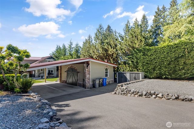 29873 232nd Avenue SE, Black Diamond, WA 98010