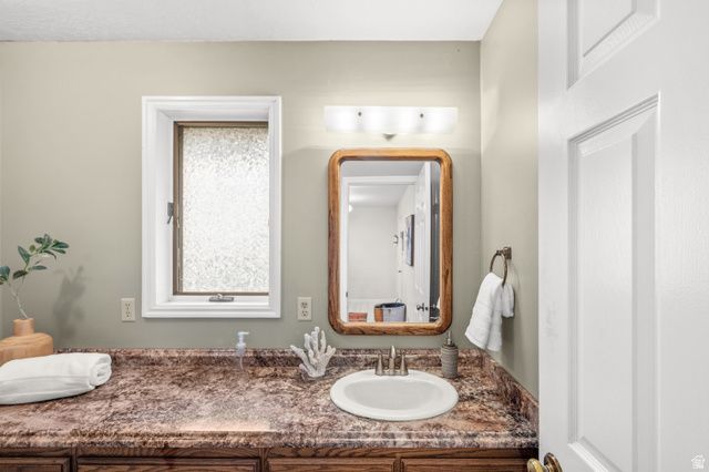 1805 ACORN CIR, Ogden, UT 84403