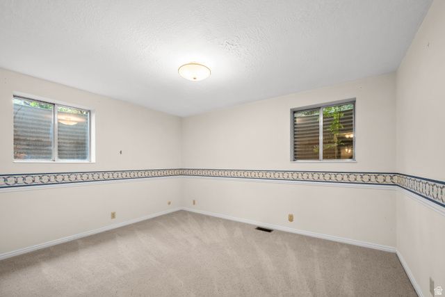 1805 ACORN CIR, Ogden, UT 84403