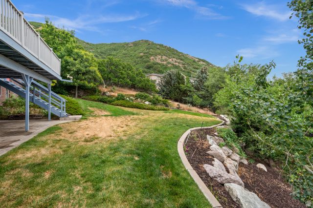 1805 ACORN CIR, Ogden, UT 84403