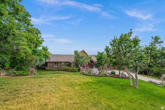 1805 ACORN CIR, Ogden, UT 84403