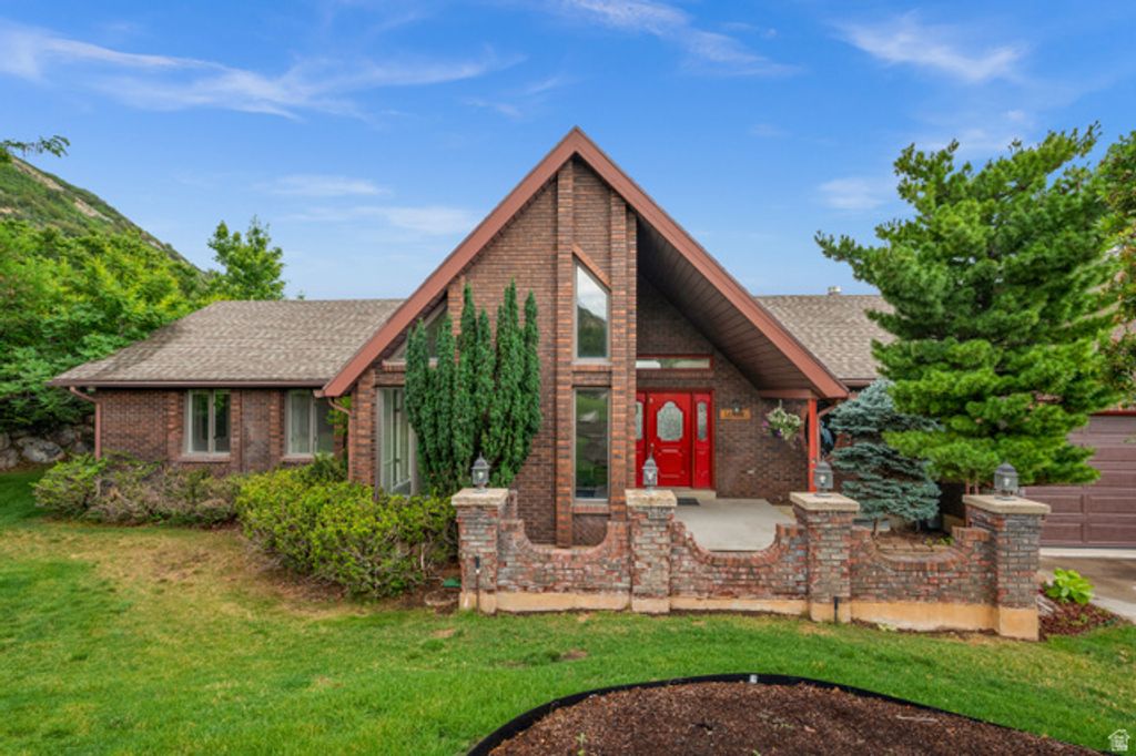 1805 ACORN CIR, Ogden, UT 84403