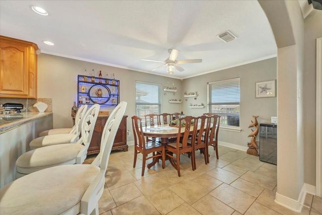 28 Dolphin Street, Bayou Vista, TX 77563