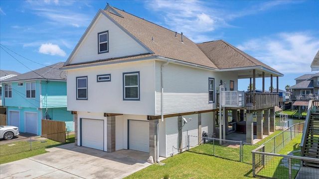 28 Dolphin Street, Bayou Vista, TX 77563
