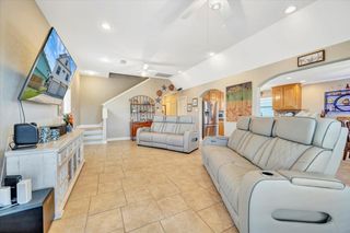 28 Dolphin Street, Bayou Vista, TX 77563